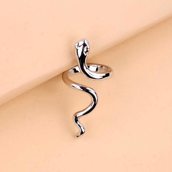 3/$30 🤍 Snake Ring 🐍 - Picture 2 of 3